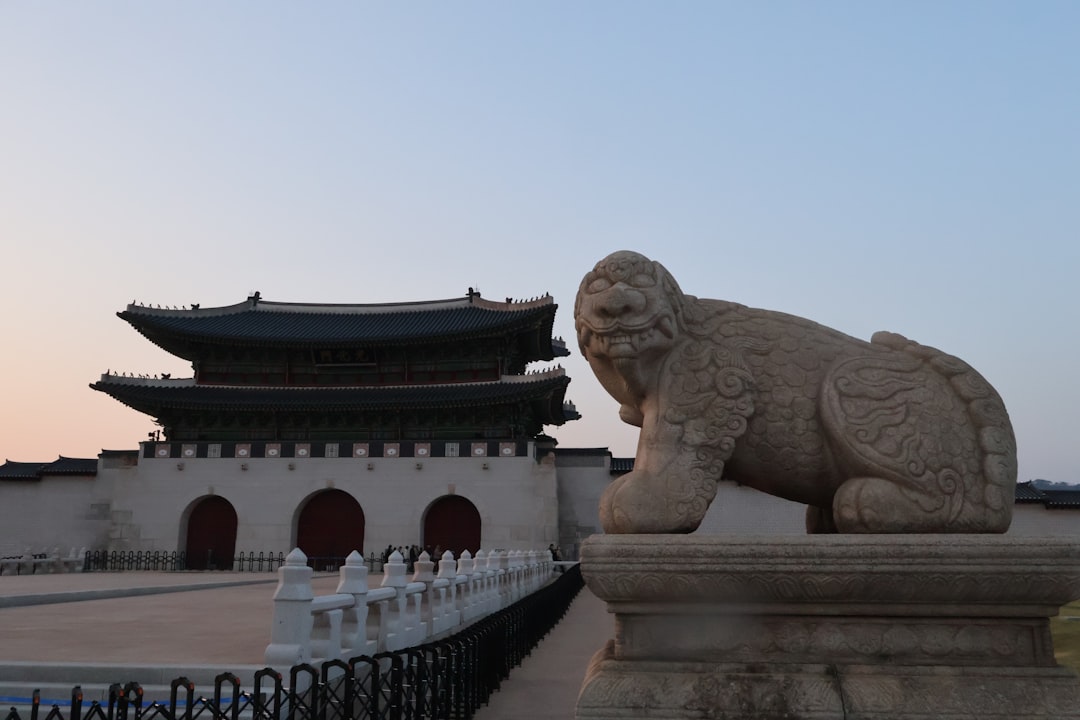 Seoul for the Experienced Traveler: Markets, Gangnam Energy, and Cultural Layers Worth Slowing Down For