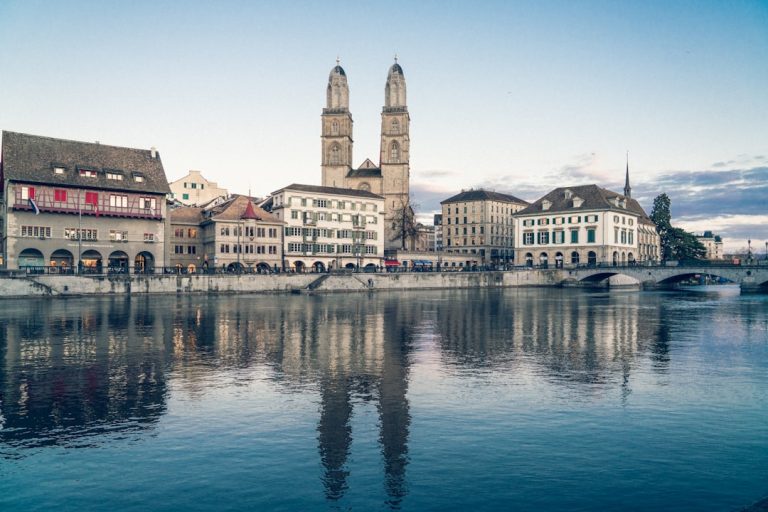Zurich Beyond the Banks: Creative Neighborhoods, Lakeside Swimming & the Food Scene You Didn’t Expect